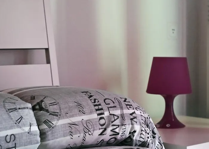 Alojamento de Acomodação e Pequeno-almoço L'attico 3*