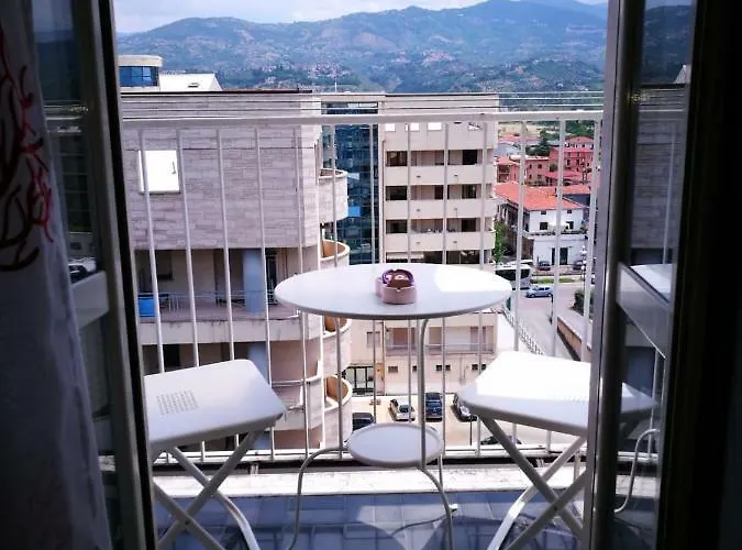 Alojamento de Acomodação e Pequeno-almoço L'attico 3*